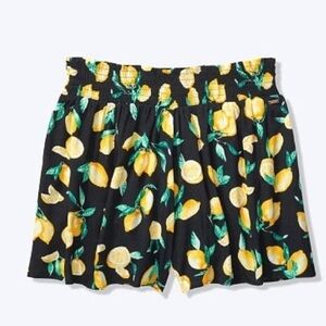 VS Pink black flowy shorts with Lemons 🍋 size medium